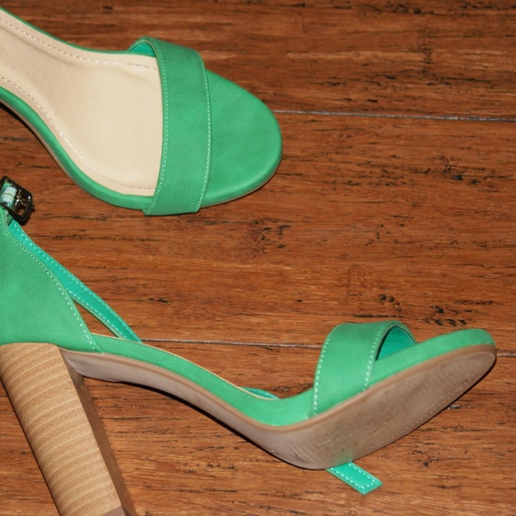 Green Sandal Heels - Picture 3 of 3